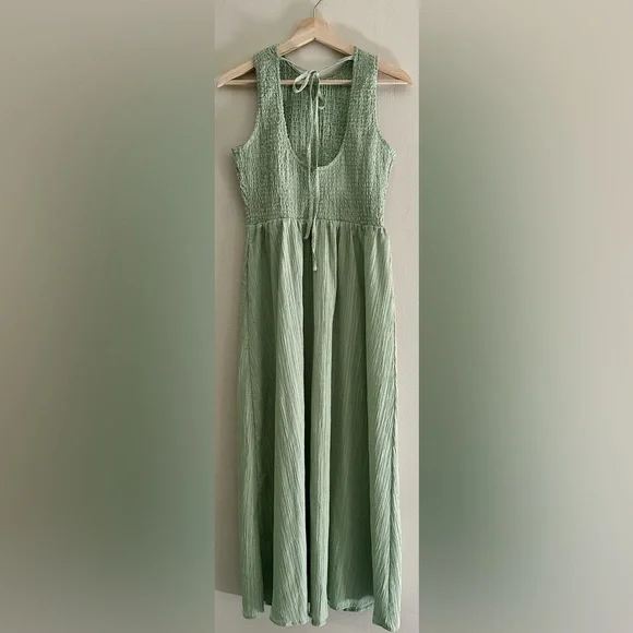 ASOS Elegant Green Dress - Picture 5 of 12